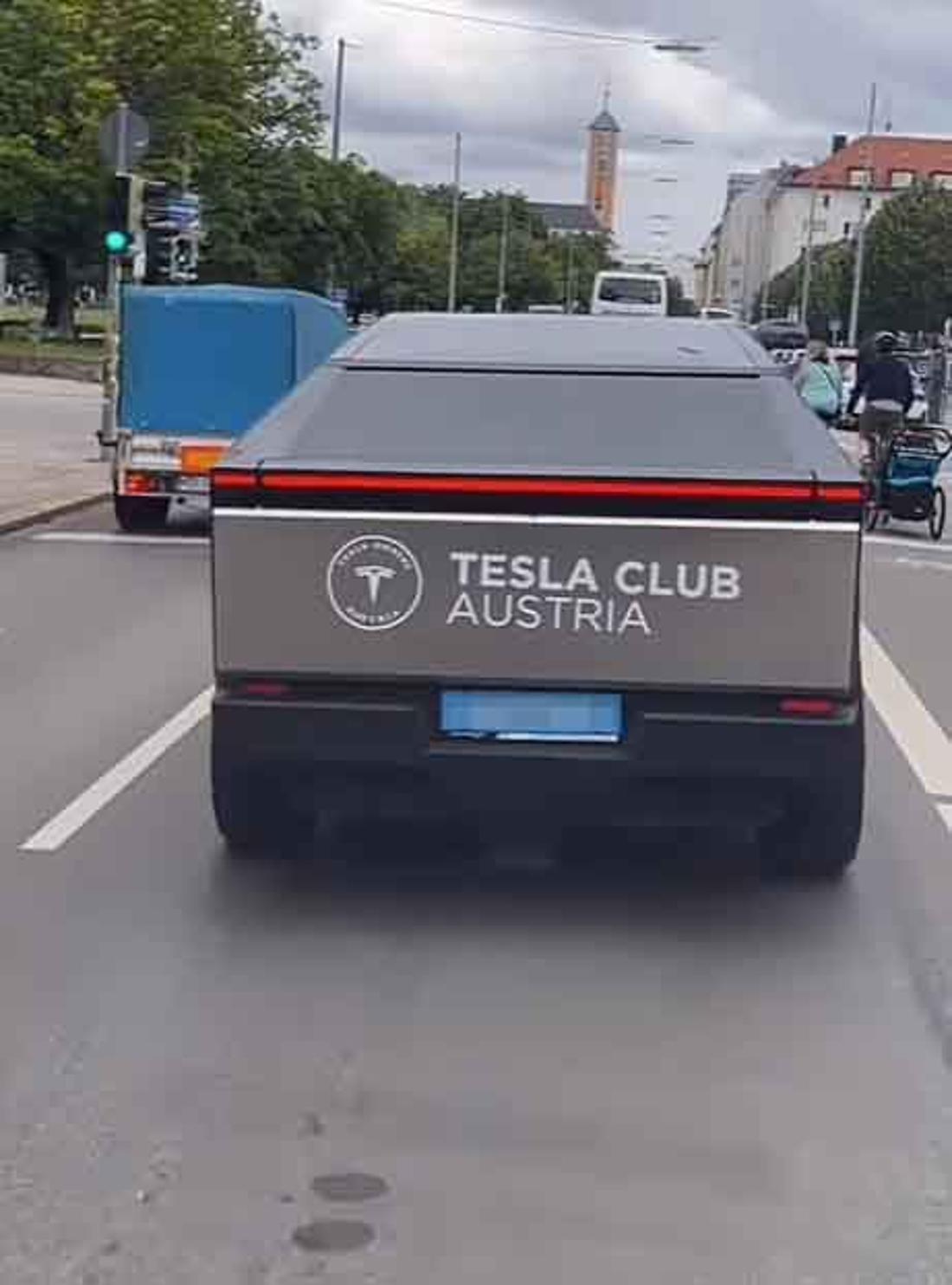 Der Truck rollte auch über die Gabelsbergerstraße.