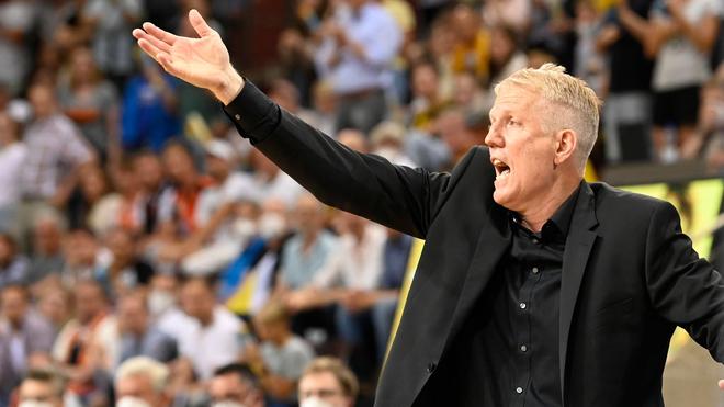 Basketball: Ludwigsburg-Coach John Patrick hatte Grund zur Freude.