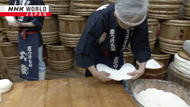 In Kyoto beginnt die Einlegesaison für „Senmaizuke“-Rüben