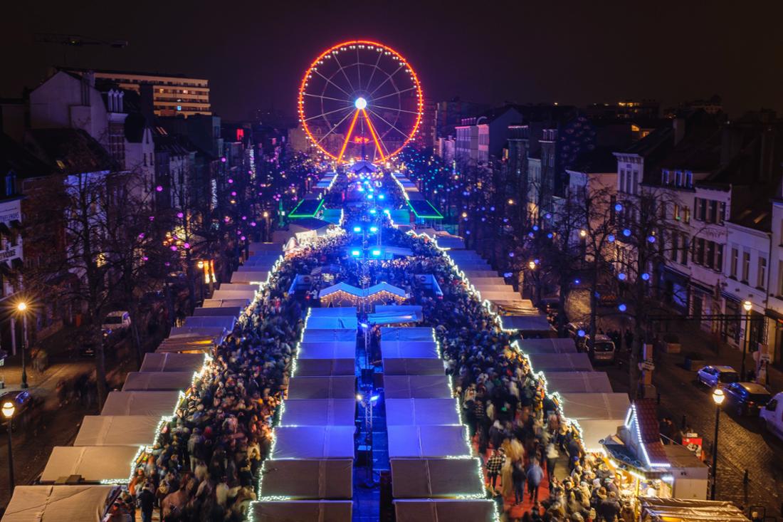 Weihnachtsmarkt Plaisirs d‘hiver in Brüssel