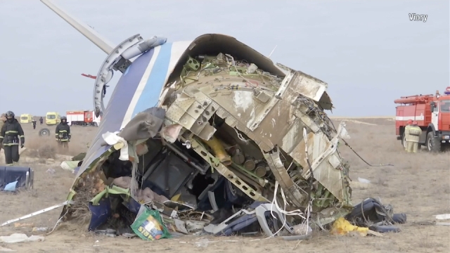 Berichten zufolge wurde der Absturz von Aserbaidschan Airlines durch das russische Luftabwehrsystem verursacht