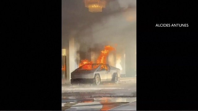 Tesla-Fahrzeug explodiert vor Trump-Hotel in Las Vegas