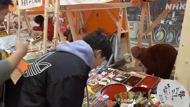 Verkäufer des vom Erdbeben betroffenen Wajima-Morgenmarkts in Japan haben ihre Geschäfte geöffnet